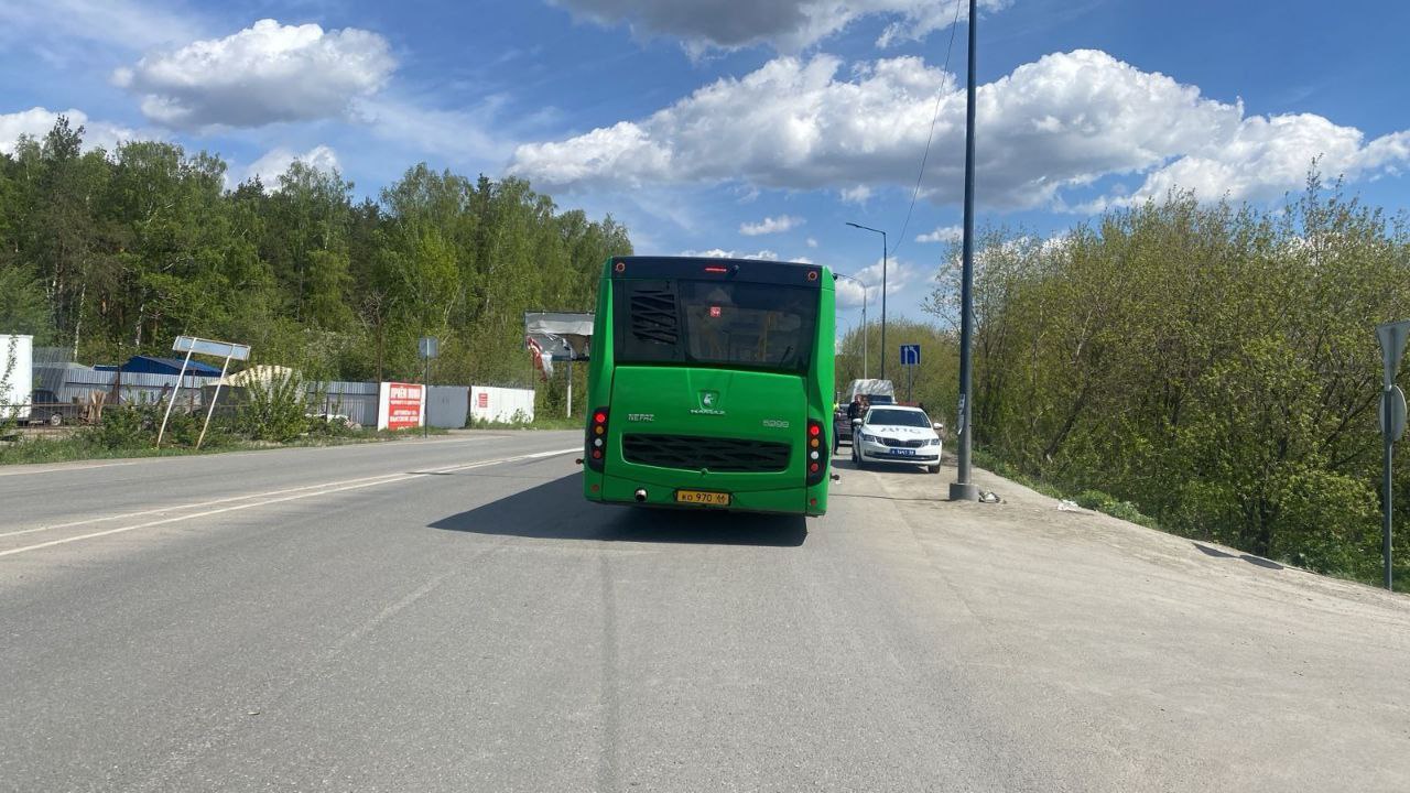 В Екатеринбурге пассажирский автобус попал в ДТП | Радио Форум